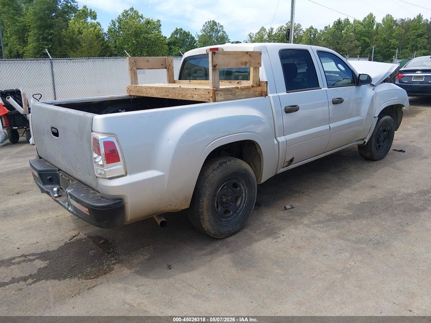 2007 Mitsubishi Raider VIN 1Z7HC28K67S265858 IAAI salvage auction — FRONT END, Salvage (Mississippi), sold $425 on 2026-07-09 (photo 4)