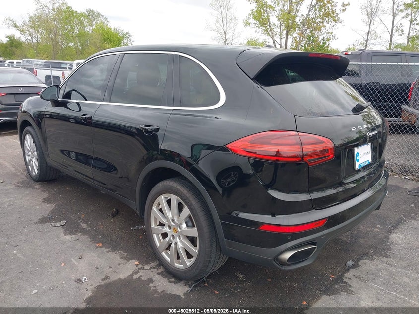 2016 Porsche Cayenne VIN WP1AA2A21GKA15634 IAAI salvage auction — HAIL, Salvage (Ohio), sold $10,300 on 2026-07-17 (photo 3)
