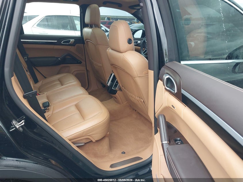 2016 Porsche Cayenne VIN WP1AA2A21GKA15634 IAAI salvage auction — HAIL, Salvage (Ohio), sold $10,300 on 2026-07-17 (photo 8)