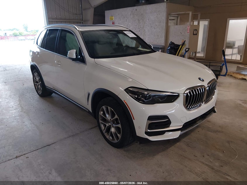 2022 BMW X5 VIN 5UXCR4C01N9J59729 — IAAI salvage auction photo