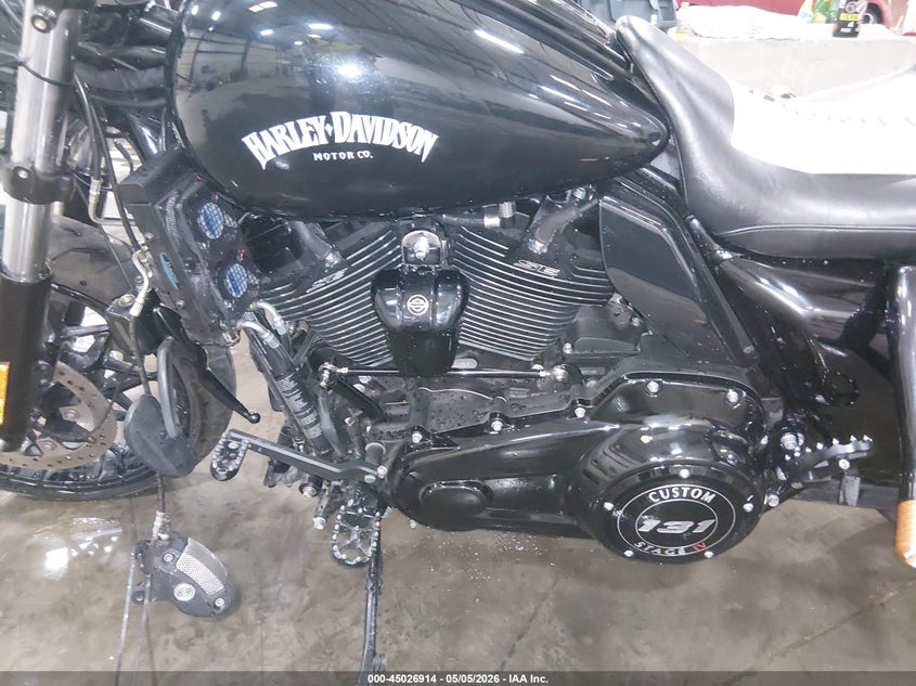2020 Harley-davidson Road glide VIN 1HD1KTP11LB636125 IAAI salvage auction — FRONT END, Salvage (Idaho), sold $7,100 on 2026-07-10 (photo 9)