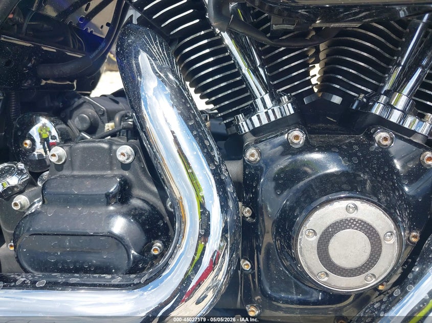2016 Harley-davidson Street glide VIN 1HD1PXN14GB951731 IAAI salvage auction — ALL OVER, Rebuildable (Florida), sold $4,150 on 2026-09-14 (photo 8)