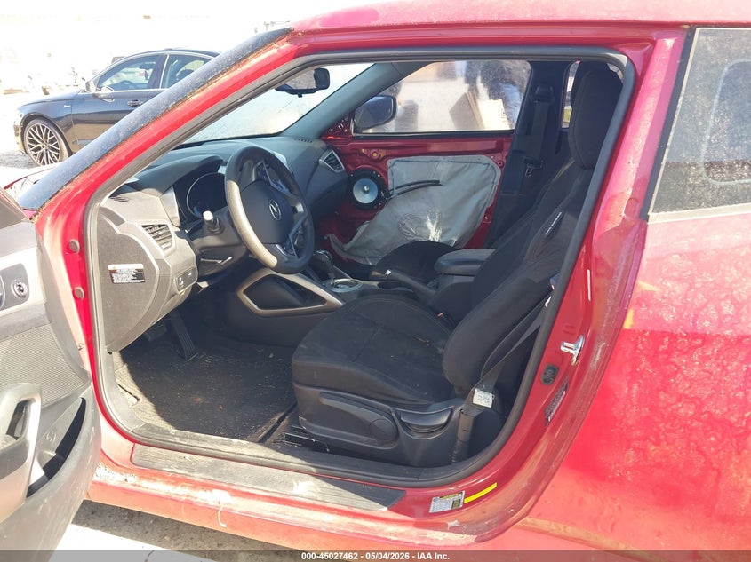 2014 Hyundai Veloster VIN KMHTC6AD2EU215772 IAAI salvage auction — SIDE, Repossession Paperwork (Georgia), sold $375 on 2026-07-16 (photo 5)