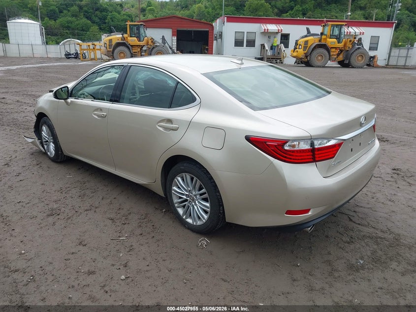 2013 Lexus ES VIN JTHBK1GG9D2014841 IAAI salvage auction — FRONT END, Salvage (Pennsylvania), sold $2,500 on 2026-07-14 (photo 3)