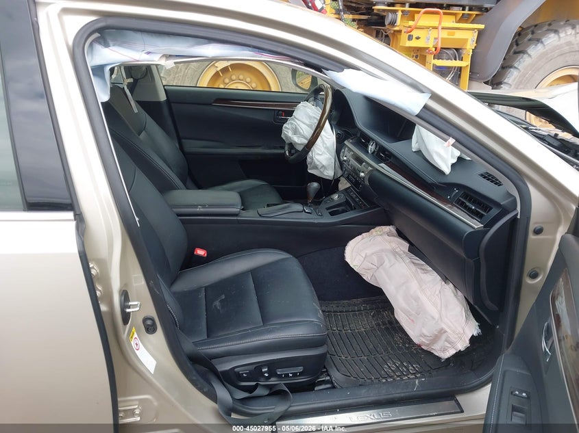 2013 Lexus ES VIN JTHBK1GG9D2014841 IAAI salvage auction — FRONT END, Salvage (Pennsylvania), sold $2,500 on 2026-07-14 (photo 5)