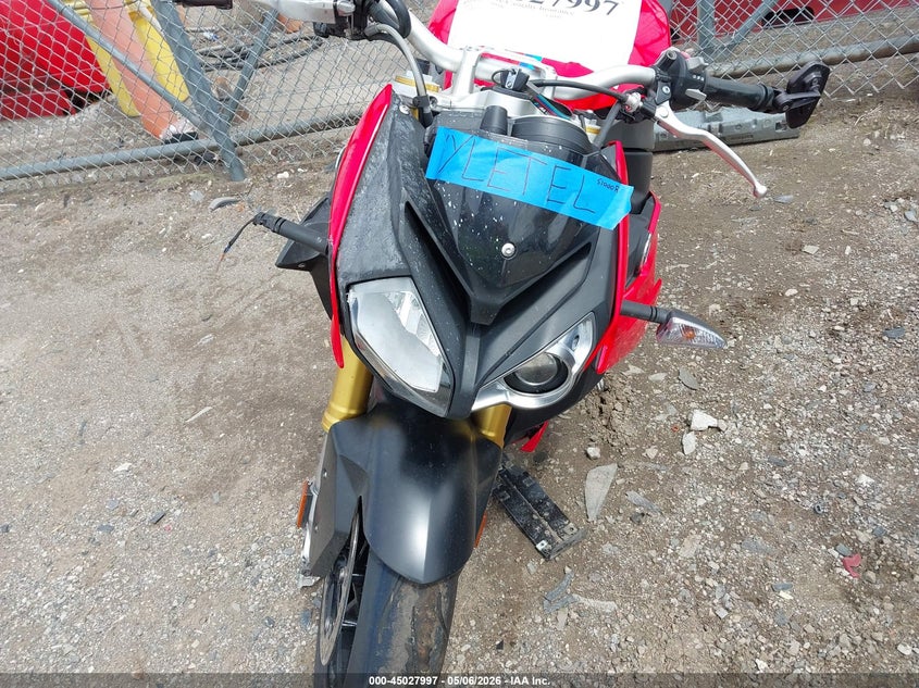 2016 BMW S 1000 VIN WB10D1207GZ696530 IAAI salvage auction — RIGHT SIDE, Salvage (Ohio), sold $3,100 on 2026-07-14 (photo 5)