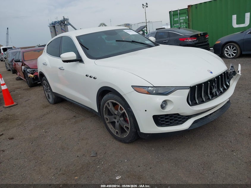 2017 Maserati Levante VIN ZN661XUA6HX226922 IAAI salvage auction — FRONT END, Salvage Title, sold $4,850 on 2026-08-29 (photo 1)