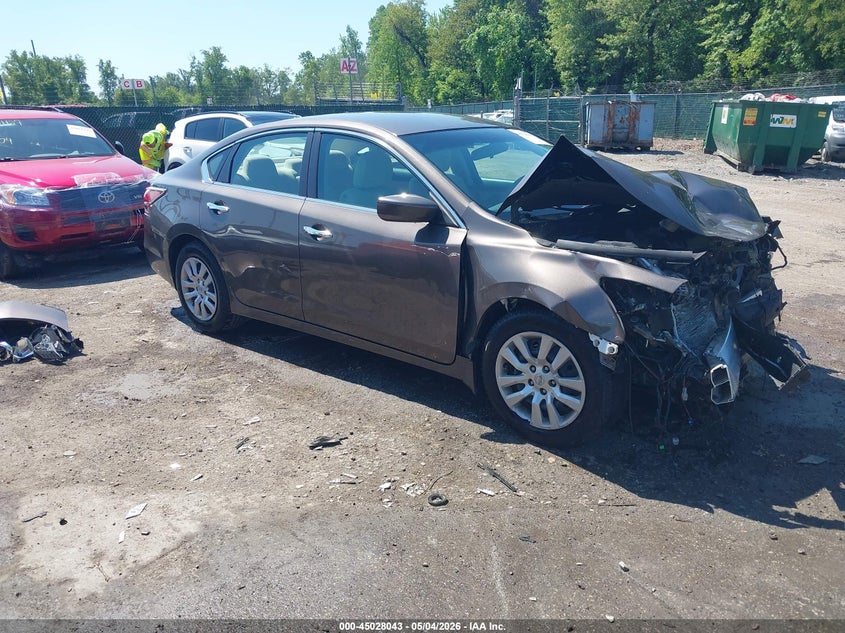 2015 Nissan Altima VIN 1N4AL3AP6FN889025 IAAI salvage auction — FRONT END, Salvage - Greater Than 75% (Maryland), sold $225 on 2026-09-30 (photo 1)