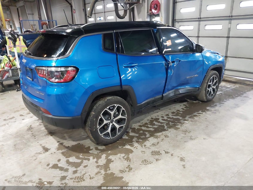2025 Jeep Compass VIN 3C4NJDCN5ST577873 IAAI salvage auction — ROLLOVER, Salvage (Indiana), sold $1,750 on 2026-07-09 (photo 4)