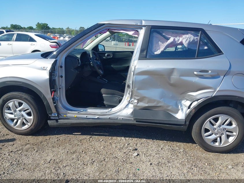 2025 Hyundai Venue VIN KMHRB8A37SU413646 IAAI salvage auction — LEFT SIDE, Salvage Title, sold $3,650 on 2026-07-29 (photo 6)