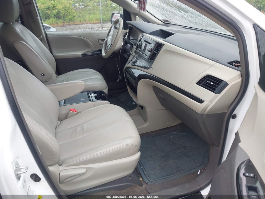 2013 Toyota Sienna VIN 5TDJK3DCXDS057989 IAAI salvage auction — FRONT END, Salvage (West Virginia), sold $2,250 on 2026-07-28 (photo 5)