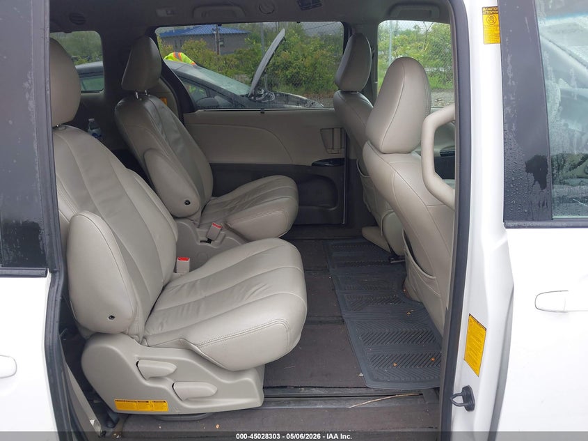 2013 Toyota Sienna VIN 5TDJK3DCXDS057989 IAAI salvage auction — FRONT END, Salvage (West Virginia), sold $2,250 on 2026-07-28 (photo 8)
