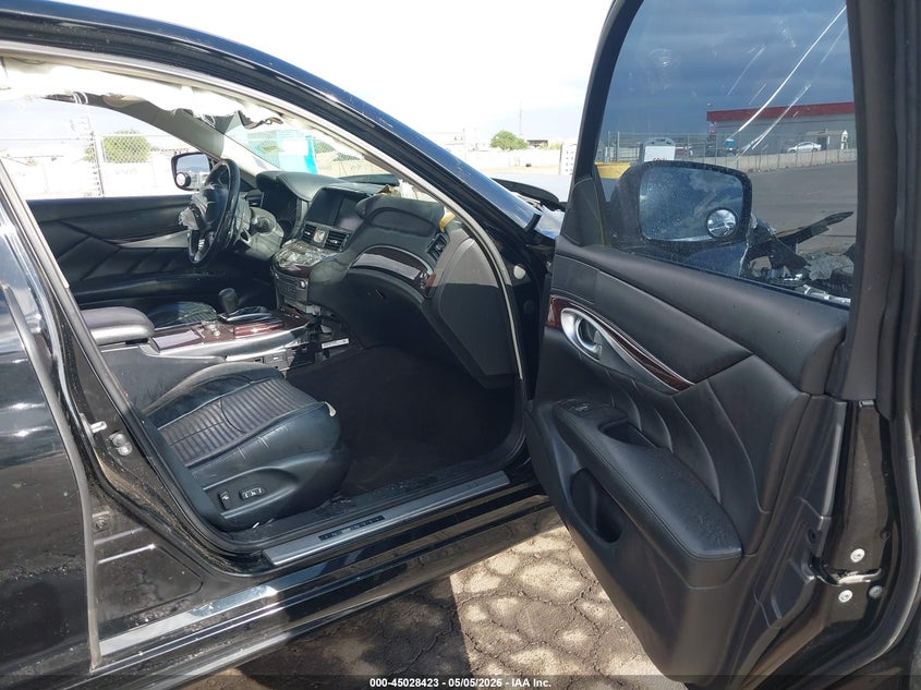 2012 Infiniti M VIN JN1BY1AP2CM335568 IAAI salvage auction — RIGHT FRONT, Salvage (Arizona), sold $225 on 2026-07-09 (photo 5)