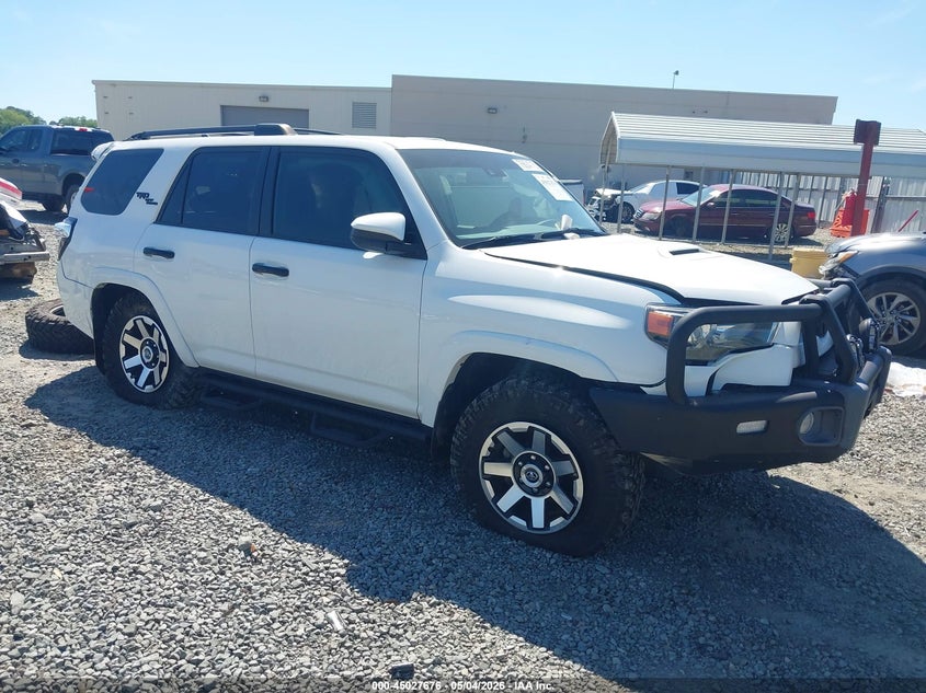 2020 Toyota 4runner VIN JTEBU5JR8L5778332 IAAI salvage auction — REAR END, Salvage (Georgia), sold $9,550 on 2026-07-27 (photo 1)