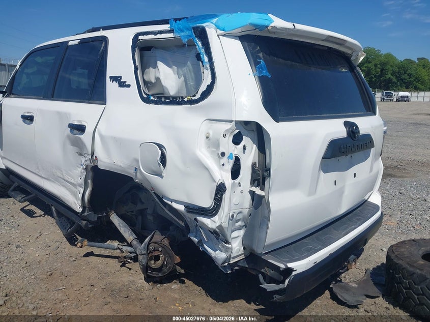 2020 Toyota 4runner VIN JTEBU5JR8L5778332 IAAI salvage auction — REAR END, Salvage (Georgia), sold $9,550 on 2026-07-27 (photo 6)