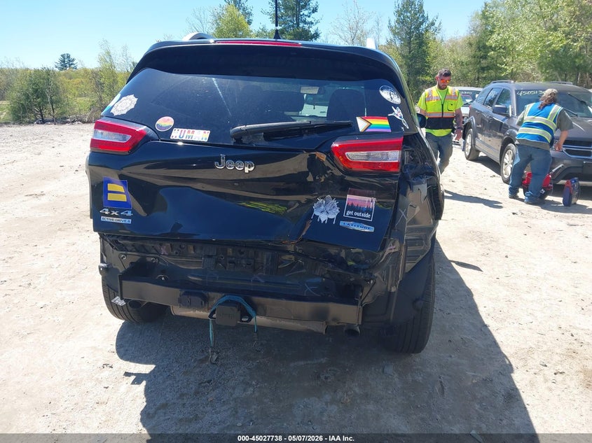2016 Jeep Cherokee VIN 1C4PJMCS8GW214838 IAAI salvage auction — REAR END, Clear (Massachusetts), sold $1,350 on 2026-07-10 (photo 6)