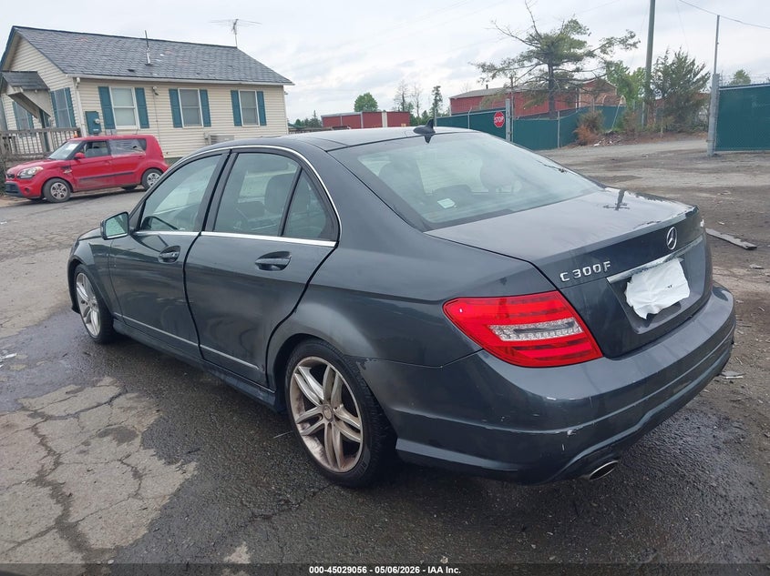2013 Mercedes-benz C-klasse VIN WDDGF8AB6DR296709 IAAI salvage auction — RIGHT REAR, Clear (Virginia), sold $50 on 2026-07-27 (photo 3)