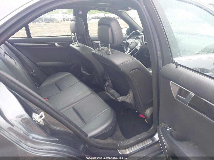 2013 Mercedes-benz C-klasse VIN WDDGF8AB6DR296709 IAAI salvage auction — RIGHT REAR, Clear (Virginia), sold $50 on 2026-07-27 (photo 8)