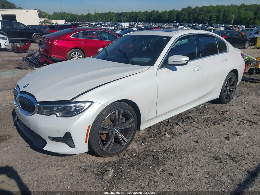2021 BMW 3er VIN WBA5R7C01MFK10865 IAAI salvage auction — RIGHT FRONT, Salvage (Alabama), sold $10,650 on 2026-07-15 (photo 2)