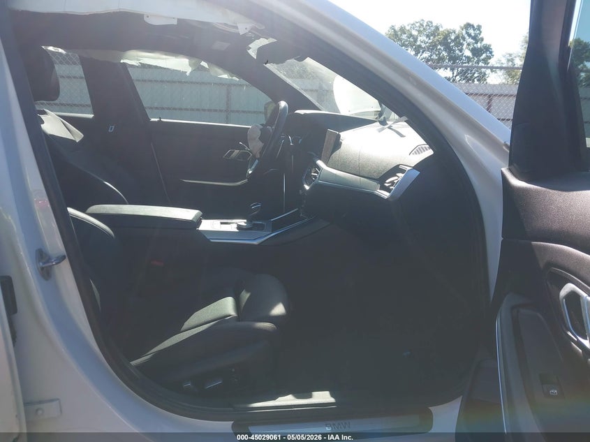 2021 BMW 3er VIN WBA5R7C01MFK10865 IAAI salvage auction — RIGHT FRONT, Salvage (Alabama), sold $10,650 on 2026-07-15 (photo 5)