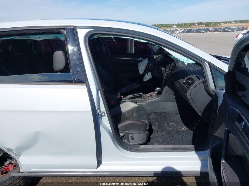 2018 Volkswagen Golf gti VIN 3VW447AU2JM259956 IAAI salvage auction — ROLLOVER, Salvage (Nebraska), sold $1,400 on 2026-07-09 (photo 5)