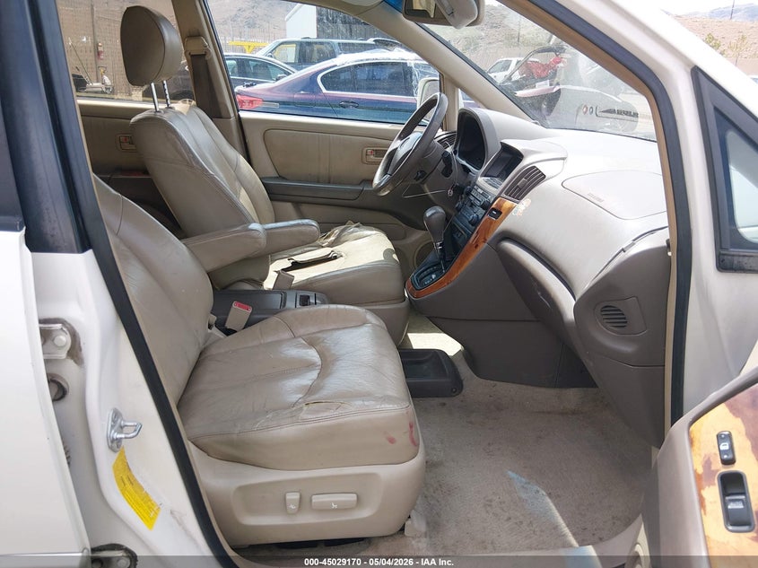 1999 Lexus Rx 300 VIN JT6HF10U9X0017925 IAAI salvage auction — REAR END, Salvage (Nevada), sold $225 on 2026-07-31 (photo 5)