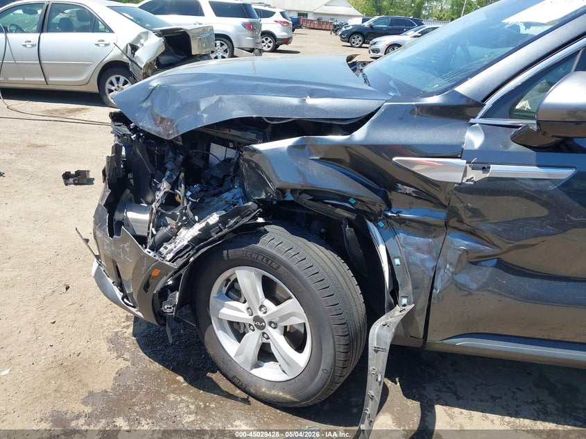 2024 Kia Sorento VIN 5XYRG4JC0RG307646 IAAI salvage auction — LEFT FRONT, Salvage - Greater Than 75% (Maryland), sold $6,200 on 2026-07-15 (photo 6)