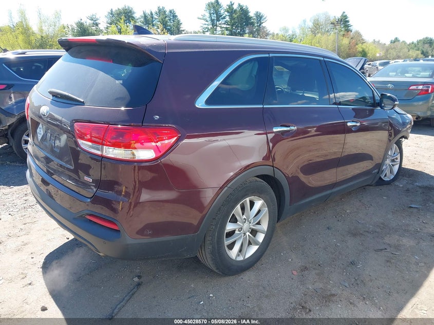2017 Kia Sorento VIN 5XYPGDA3XHG255626 IAAI salvage auction — FRONT END, Salvage (Massachusetts), sold $1,350 on 2026-07-10 (photo 4)