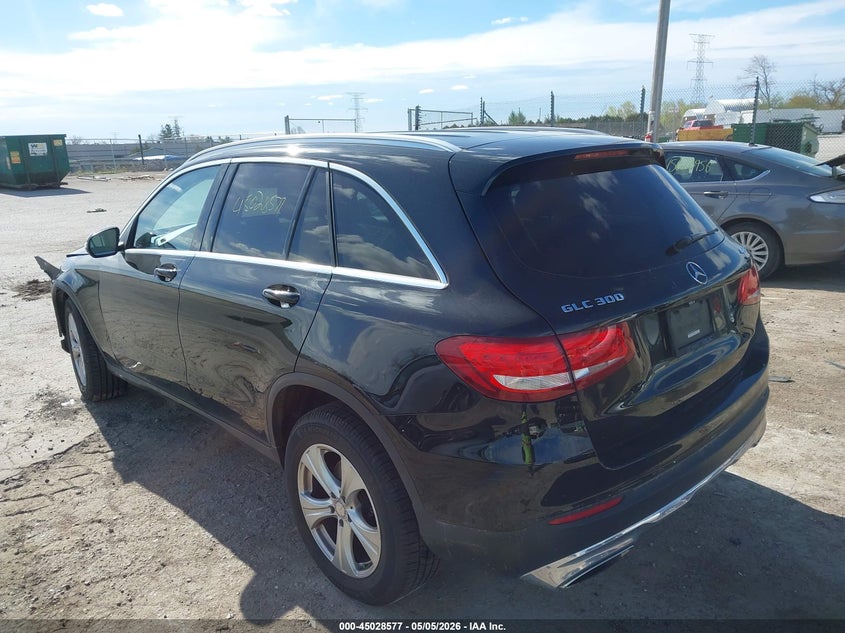 2017 Mercedes-benz Glc VIN WDC0G4KB8HF155867 IAAI salvage auction — LEFT FRONT, Clear (Indiana), sold $4,600 on 2026-07-07 (photo 3)