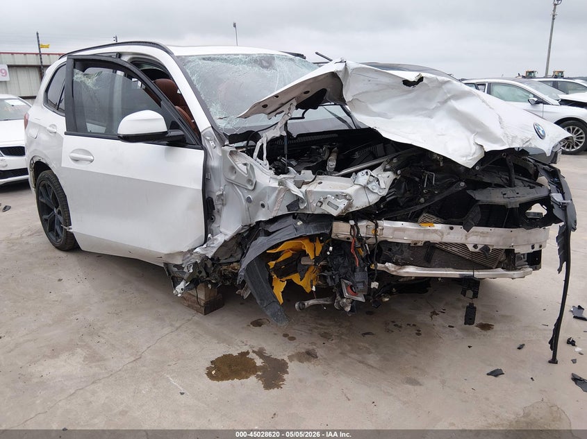 2019 BMW X5 VIN 5UXCR6C54KLL62457 IAAI salvage auction — ROLLOVER, Salvage Title, sold $350 on 2026-07-28 (photo 1)