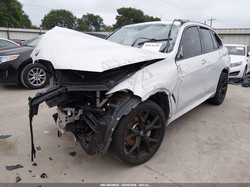 2019 BMW X5 VIN 5UXCR6C54KLL62457 IAAI salvage auction — ROLLOVER, Salvage Title, sold $350 on 2026-07-28 (photo 2)