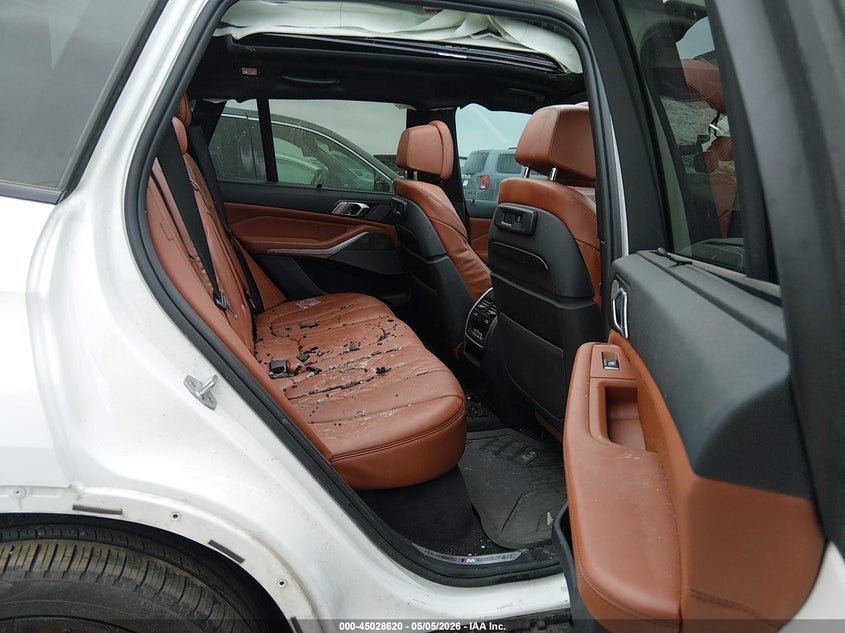 2019 BMW X5 VIN 5UXCR6C54KLL62457 IAAI salvage auction — ROLLOVER, Salvage Title, sold $350 on 2026-07-28 (photo 8)