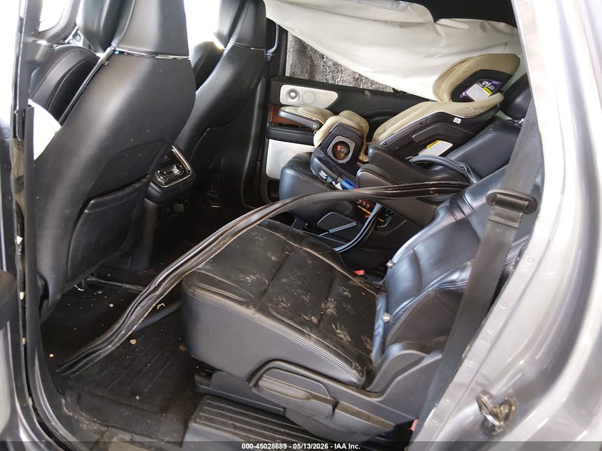 2021 Lincoln Navigator VIN 5LMJJ3LT1MEL17215 IAAI salvage auction — SIDE, Salvage (Texas), sold $7,000 on 2026-07-21 (photo 8)