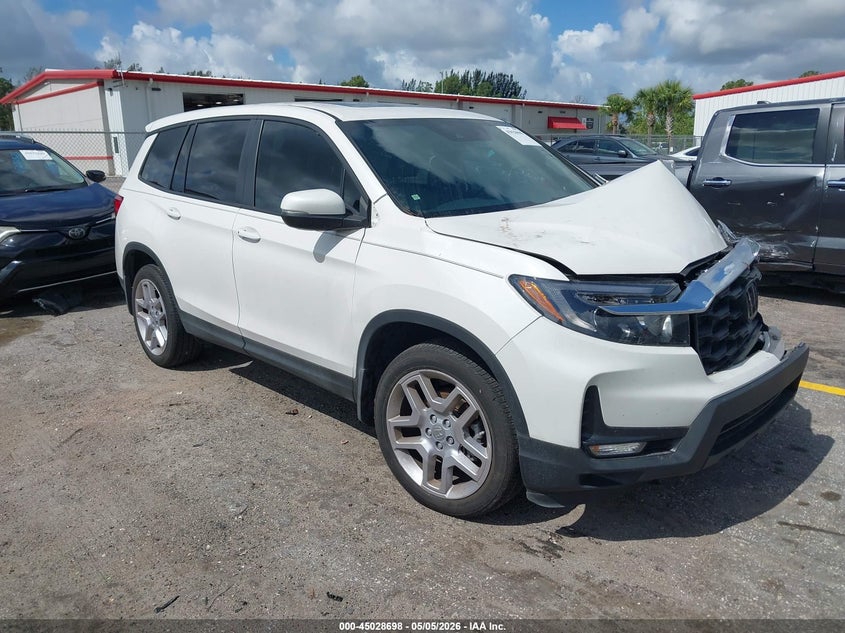 2025 Honda Passport VIN 5FNYF8H5XSB006974 IAAI salvage auction — FRONT END, Rebuildable (Florida), sold $7,200 on 2026-07-13 (photo 1)