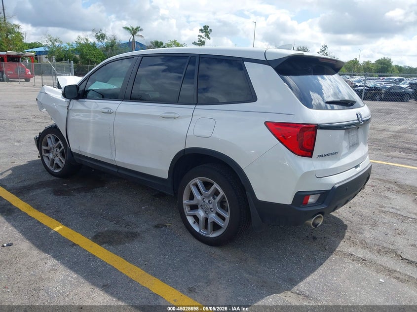2025 Honda Passport VIN 5FNYF8H5XSB006974 IAAI salvage auction — FRONT END, Rebuildable (Florida), sold $7,200 on 2026-07-13 (photo 3)