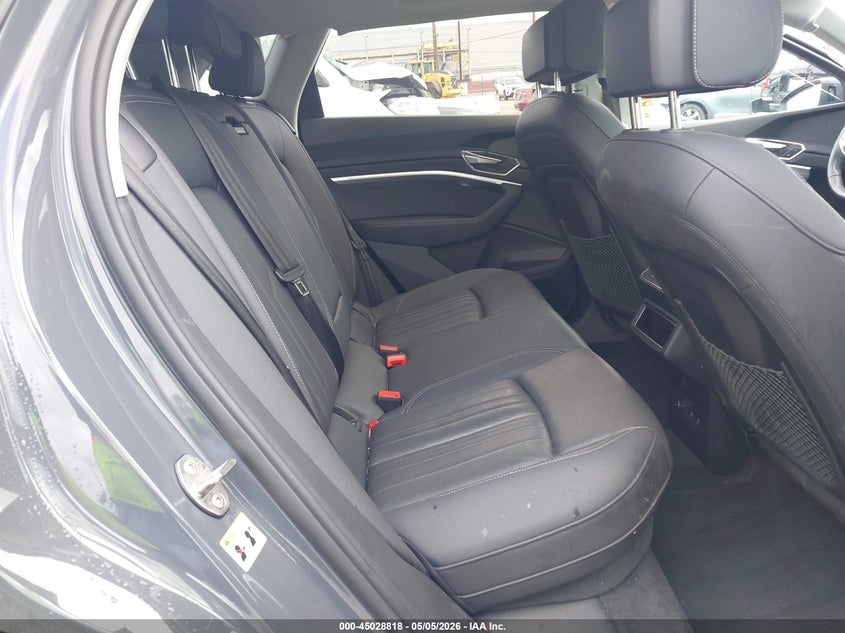 2024 Audi Q8 VIN WA15AAGE7RB040601 IAAI salvage auction — LEFT SIDE, Salvage (California), sold $17,800 on 2026-07-21 (photo 8)