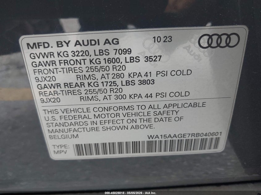 2024 Audi Q8 VIN WA15AAGE7RB040601 IAAI salvage auction — LEFT SIDE, Salvage (California), sold $17,800 on 2026-07-21 (photo 9)