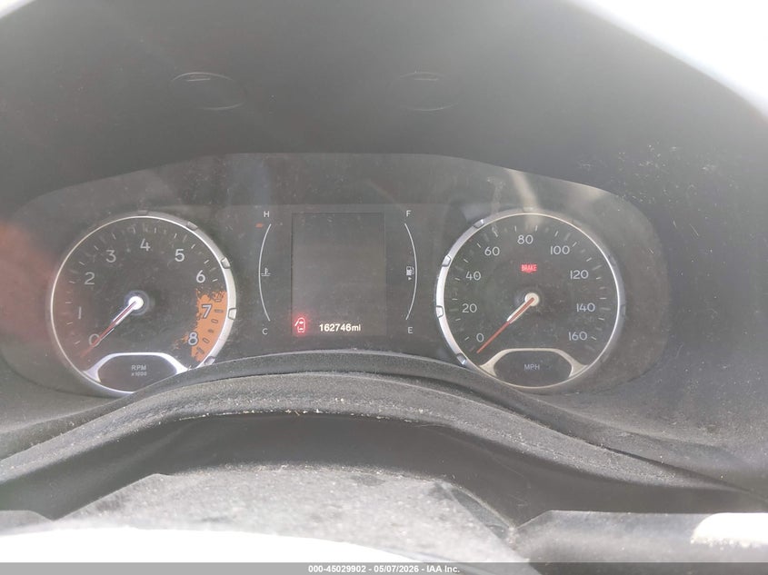 2016 Jeep Renegade VIN ZACCJBBT8GPD93103 IAAI salvage auction — FRONT & REAR, Salvage (Kentucky), sold $250 on 2026-08-11 (photo 7)