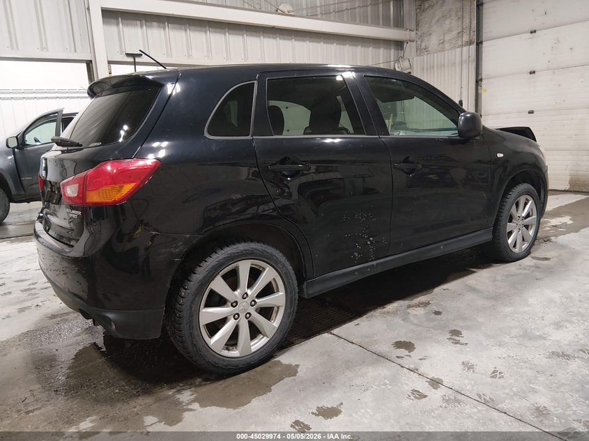 2015 Mitsubishi Outlander sport VIN 4A4AR3AU7FE013393 IAAI salvage auction — NORMAL WEAR, Original - Reconstructed (Alaska), sold $100 on 2026-07-10 (photo 4)