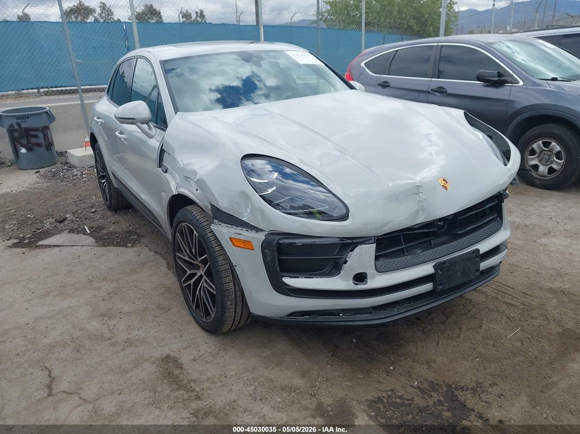 2025 Porsche Macan VIN WP1AA2A52SLB00205 IAAI salvage auction — FRONT END, Salvage Title, sold $33,000 on 2026-08-10 (photo 1)