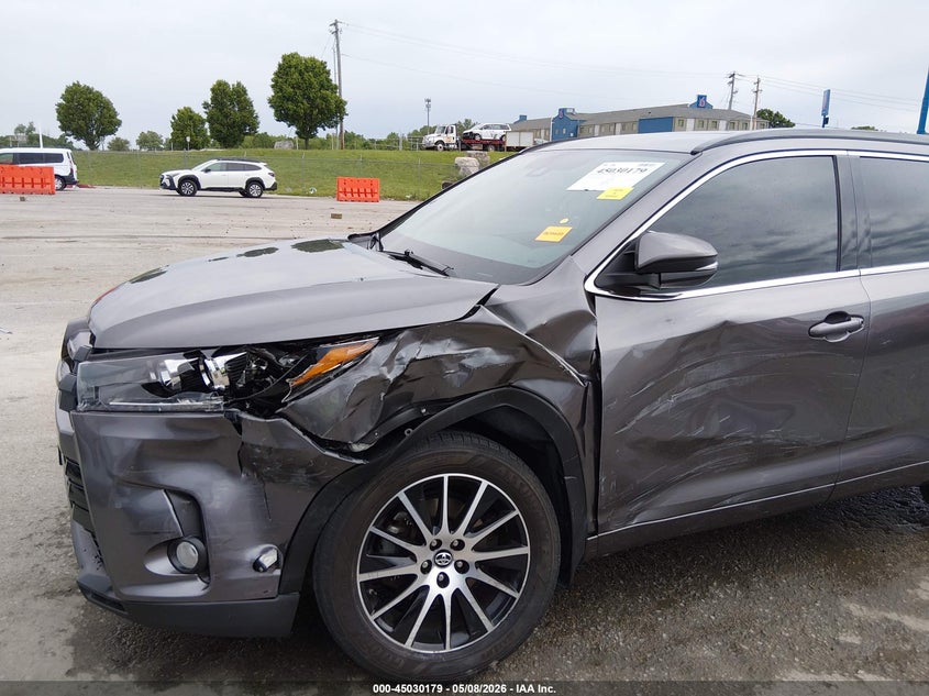 2018 Toyota Highlander VIN 5TDJZRFH8JS540917 IAAI salvage auction — LEFT FRONT, Salvage (Missouri), sold $10,500 on 2026-07-21 (photo 6)