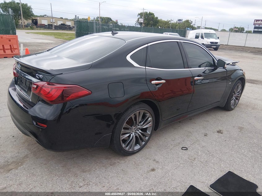 2017 Infiniti Q70 VIN JN1BY1AR6HM770196 IAAI salvage auction — FRONT END, Salvage (Kansas), sold $2,600 on 2026-07-31 (photo 4)
