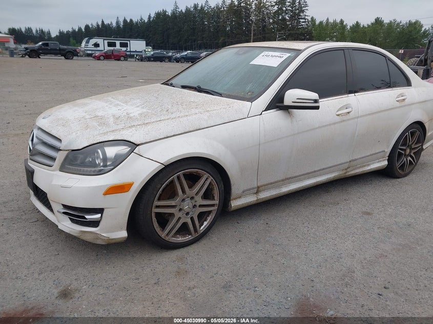 2013 Mercedes-benz C-klasse VIN WDDGF4HB3DR270924 IAAI salvage auction — NORMAL WEAR, Clear-Dealer Only (Montana), sold $600 on 2026-07-15 (photo 2)