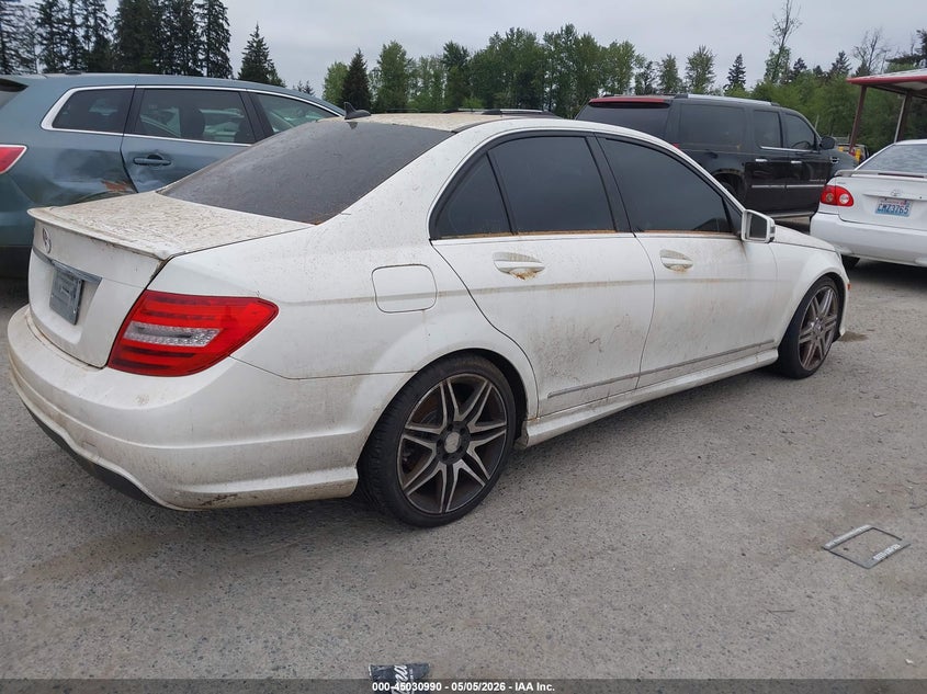 2013 Mercedes-benz C-klasse VIN WDDGF4HB3DR270924 IAAI salvage auction — NORMAL WEAR, Clear-Dealer Only (Montana), sold $600 on 2026-07-15 (photo 4)