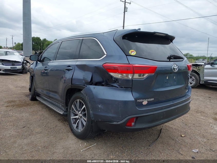 2018 Toyota Highlander VIN 5TDKZRFH8JS281012 IAAI salvage auction — LEFT SIDE, Salvage (Texas), sold $11,100 on 2026-07-07 (photo 3)
