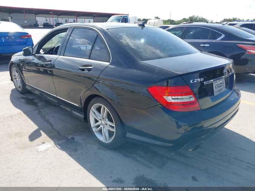 2012 Mercedes-benz C class VIN WDDGF4HB1CR215807 IAAI salvage auction — NORMAL WEAR, Salvage (Texas), sold $450 on 2026-07-30 (photo 3)