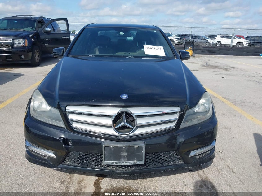 2012 Mercedes-benz C class VIN WDDGF4HB1CR215807 IAAI salvage auction — NORMAL WEAR, Salvage (Texas), sold $450 on 2026-07-30 (photo 6)