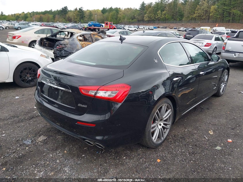 2018 Maserati Ghibli VIN ZAM57YTL5J1285257 IAAI salvage auction — SIDE, Salvage (Massachusetts), sold $11,250 on 2026-08-07 (photo 4)