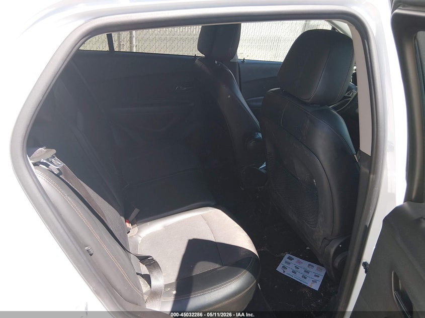 2019 Chevrolet Trax VIN KL7CJLSB5KB936260 IAAI salvage auction — HAIL, Clear (Wisconsin), sold $2,600 on 2026-07-15 (photo 8)