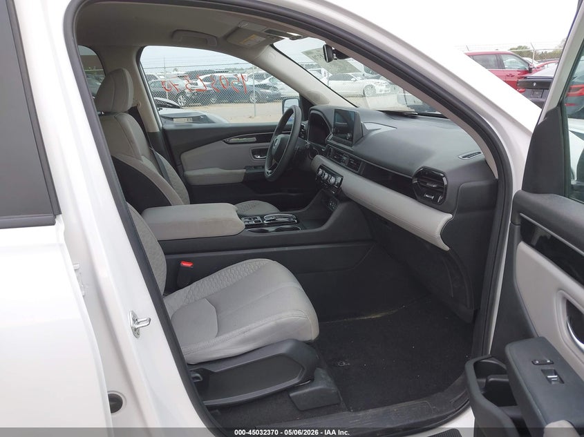 2023 Honda Pilot VIN 5FNYG1H29PB019183 IAAI salvage auction — RIGHT SIDE, Salvage Title, sold $14,125 on 2026-08-17 (photo 5)
